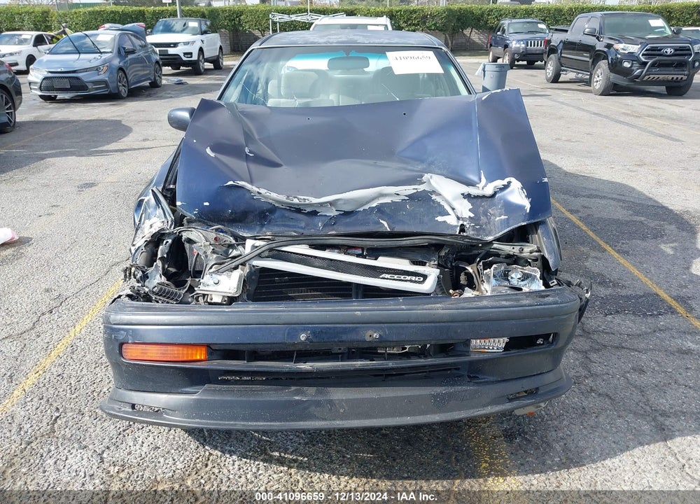 1992 HONDA ACCORD LX/EX VIN: JHMCB7552NC039181