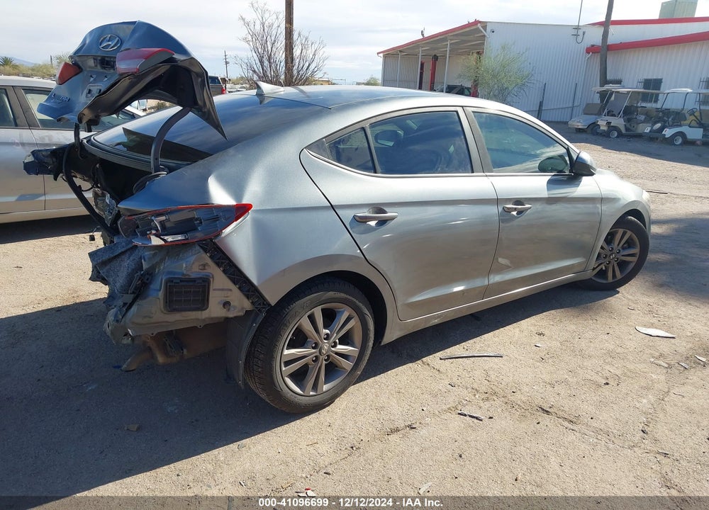 2017 HYUNDAI ELANTRA VIN: KMHD84LFXHU275232