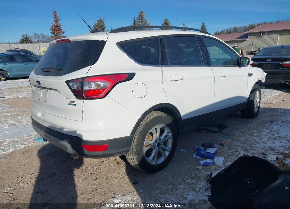 2018 FORD ESCAPE SE VIN: 1FMCU9GD0JUA82624