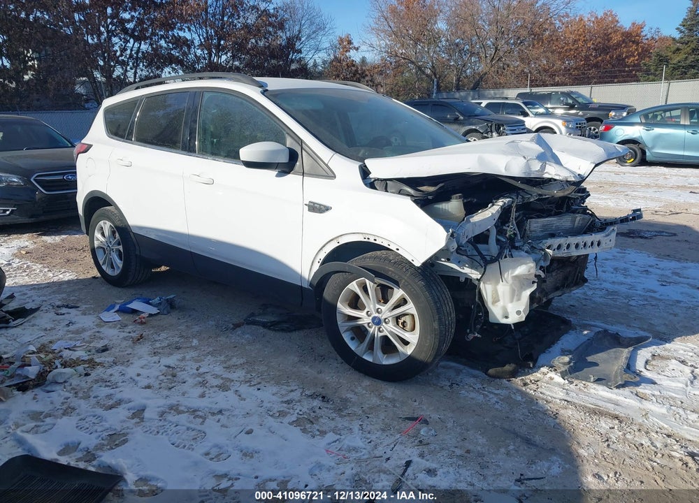 2018 FORD ESCAPE SE VIN: 1FMCU9GD0JUA82624