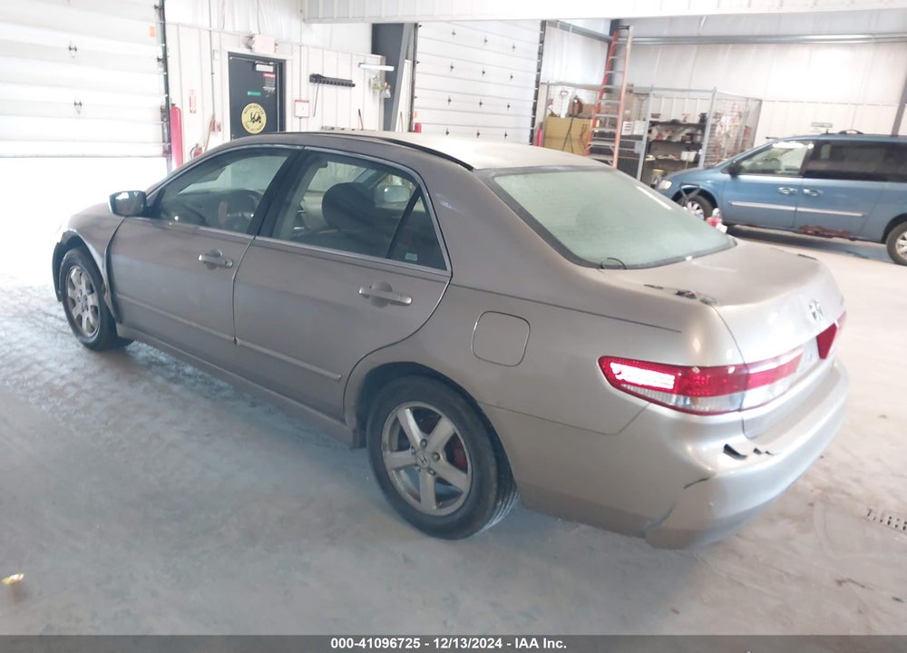 2003 HONDA ACCORD 2.4 EX VIN: JHMCM56783C038953