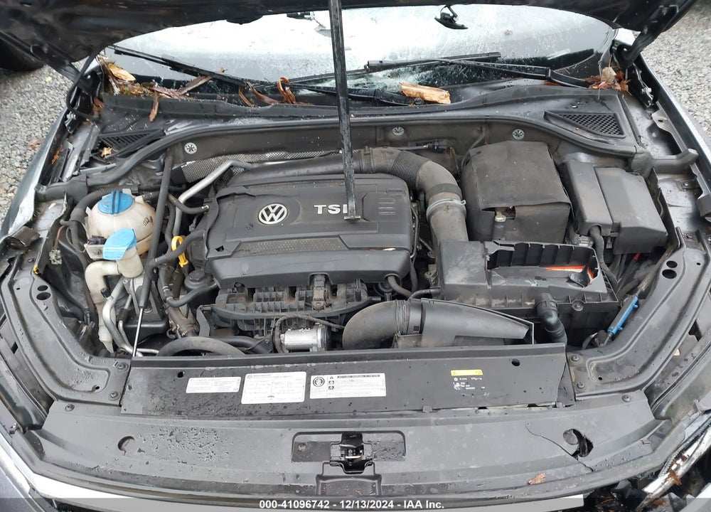 2017 VOLKSWAGEN PASSAT 1.8T SEL PREMIUM VIN: 1VWCT7A34HC072428