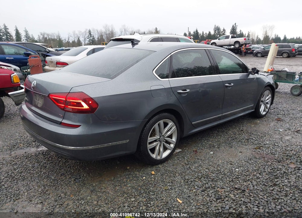 2017 VOLKSWAGEN PASSAT 1.8T SEL PREMIUM VIN: 1VWCT7A34HC072428