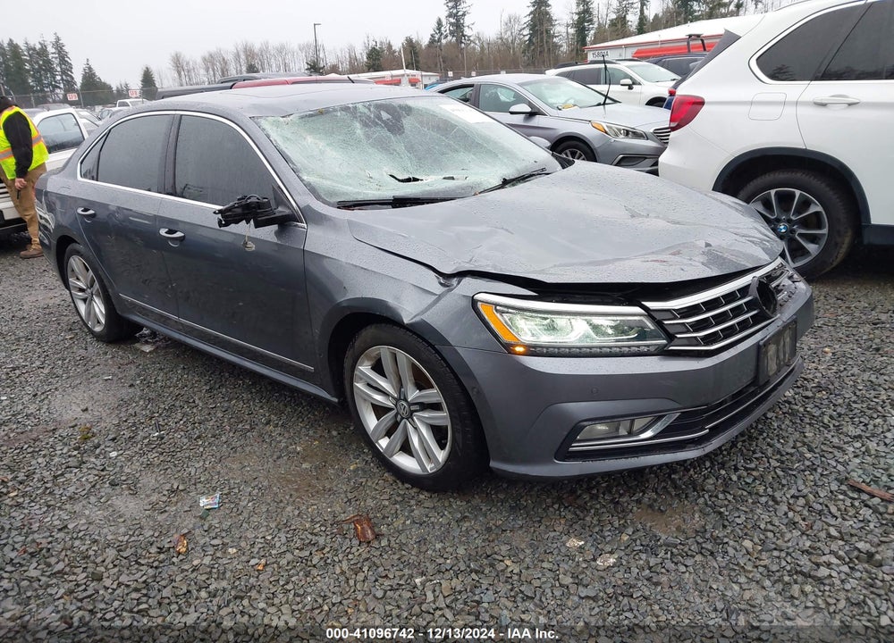 2017 VOLKSWAGEN PASSAT 1.8T SEL PREMIUM VIN: 1VWCT7A34HC072428
