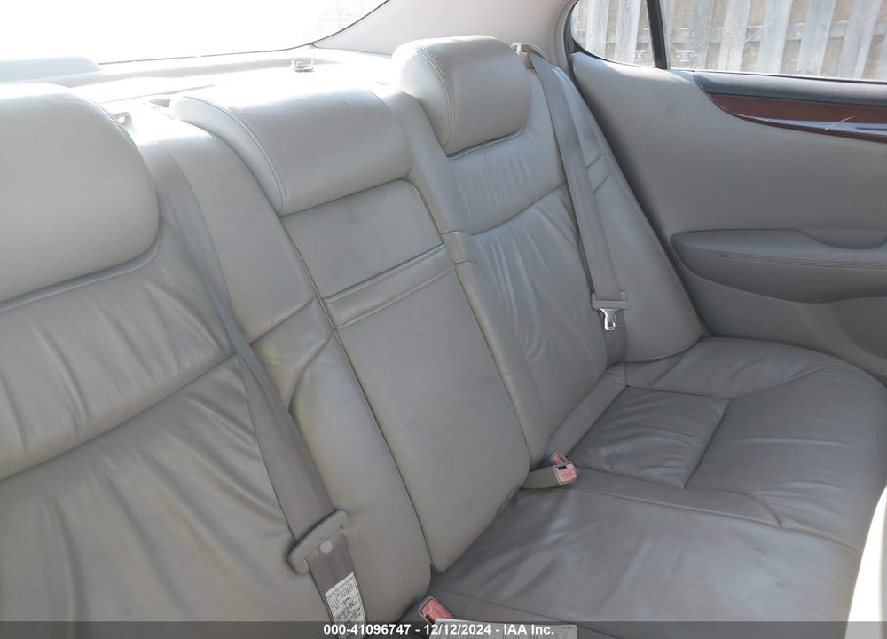 2003 LEXUS ES 300 VIN: JTHBF30G430141517