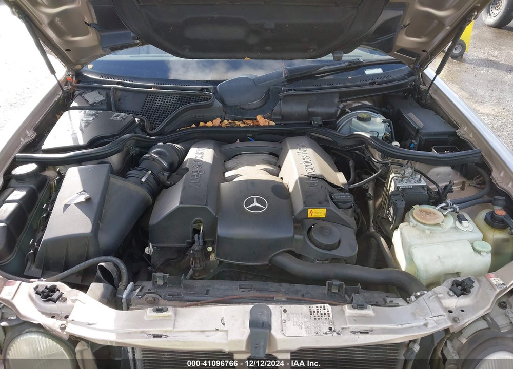 2001 MERCEDES-BENZ E 320 4M VIN: WDBJH82J51X045024