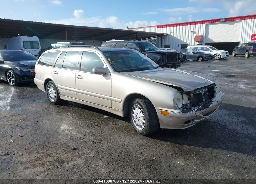 2001 MERCEDES-BENZ E 320 4M VIN: WDBJH82J51X045024