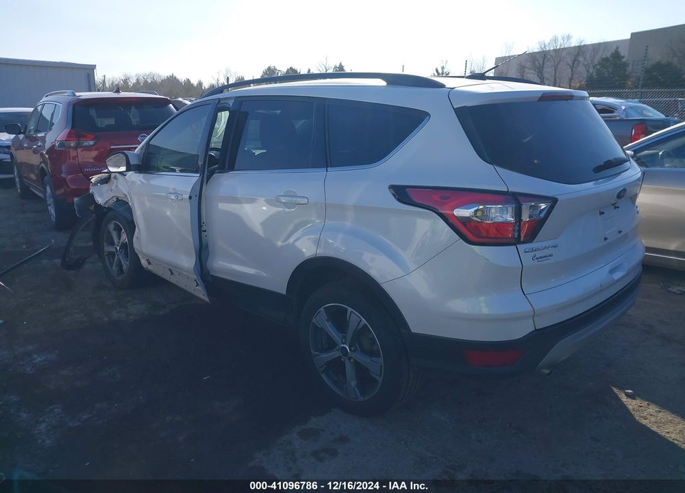 2017 FORD ESCAPE SE VIN: 1FMCU0GD1HUD93291