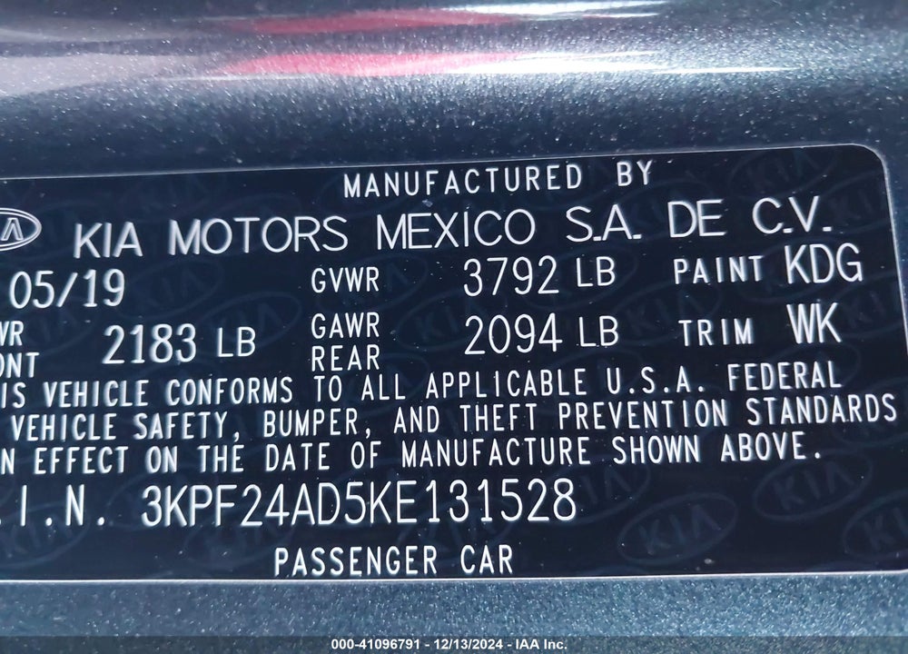 2019 KIA FORTE LXS VIN: 3KPF24AD5KE131528