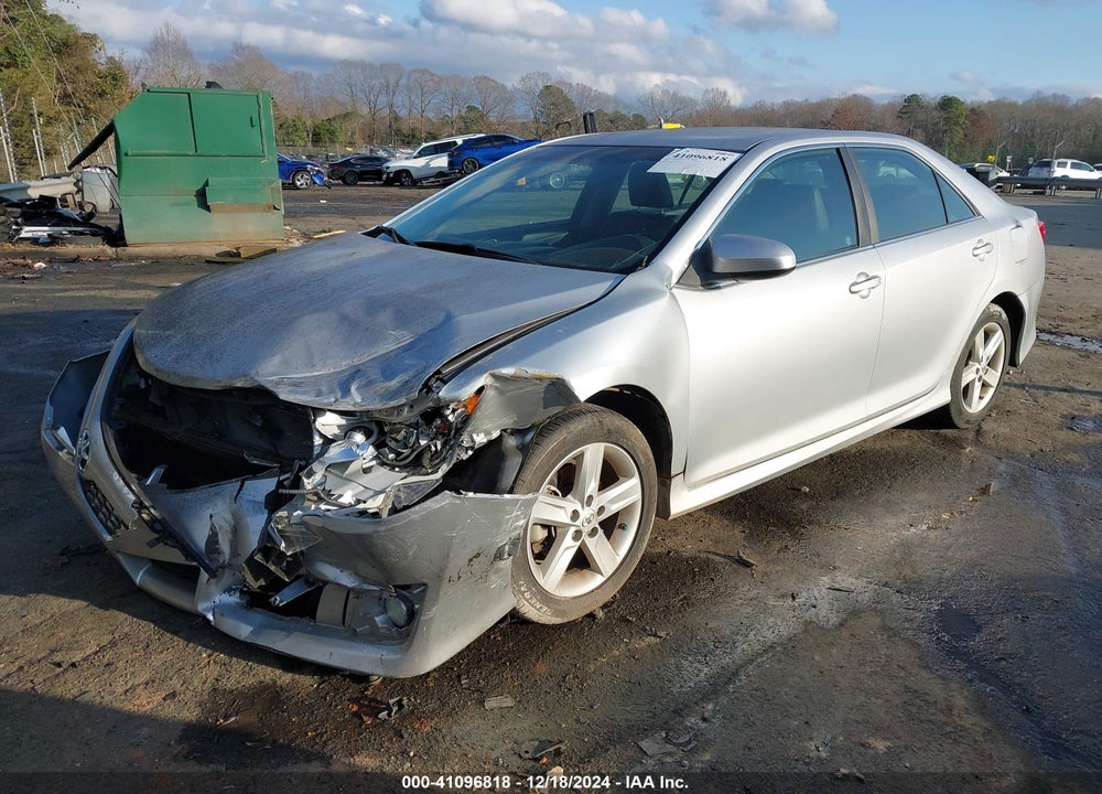 2014 TOYOTA CAMRY SE VIN: 4T1BF1FK9EU747677