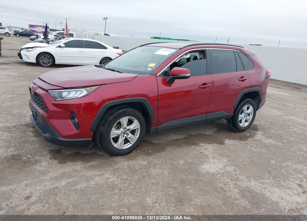 2021 TOYOTA RAV4 XLE VIN: 2T3W1RFV9MW132593