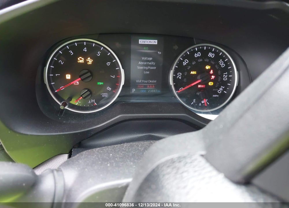 2021 TOYOTA RAV4 XLE VIN: 2T3W1RFV9MW132593