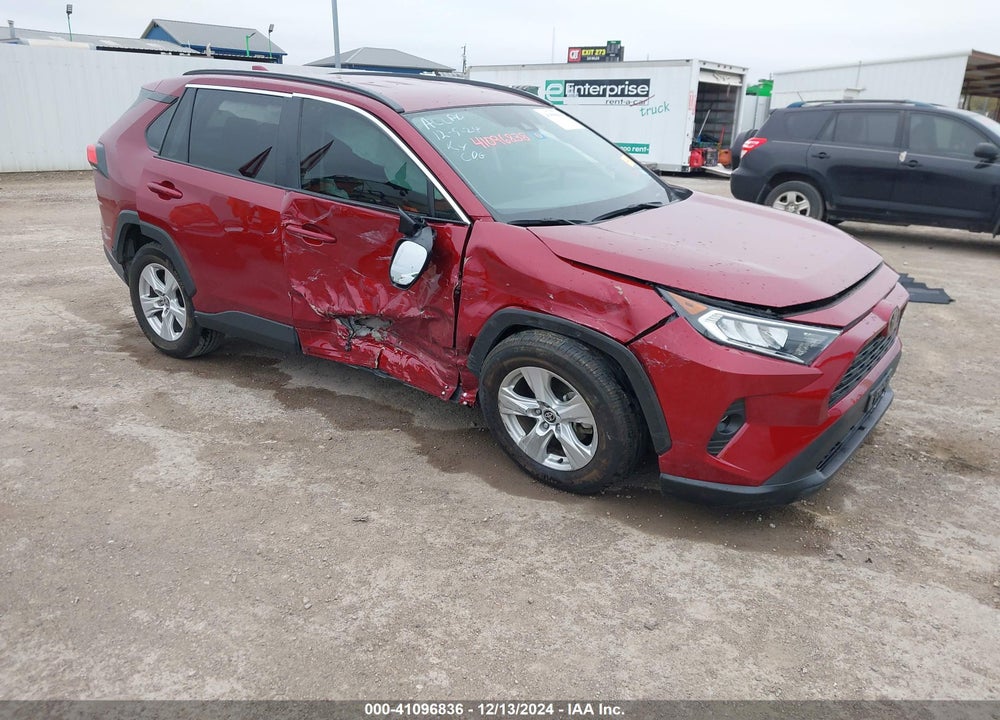2021 TOYOTA RAV4 XLE VIN: 2T3W1RFV9MW132593