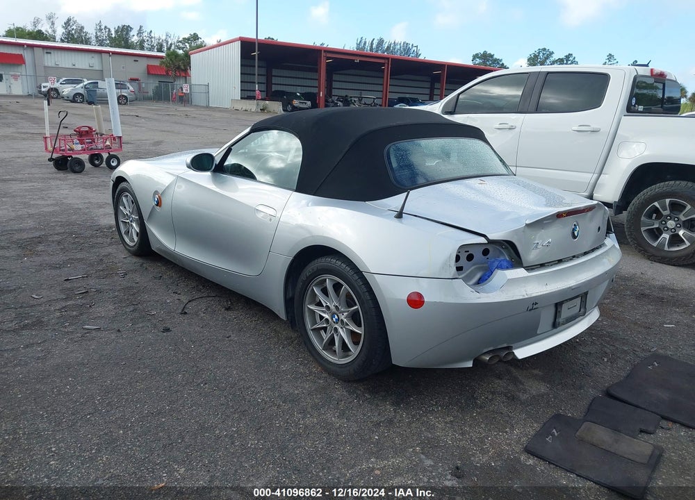 2003 BMW Z4 2.5I VIN: 4USBT33413LR60621