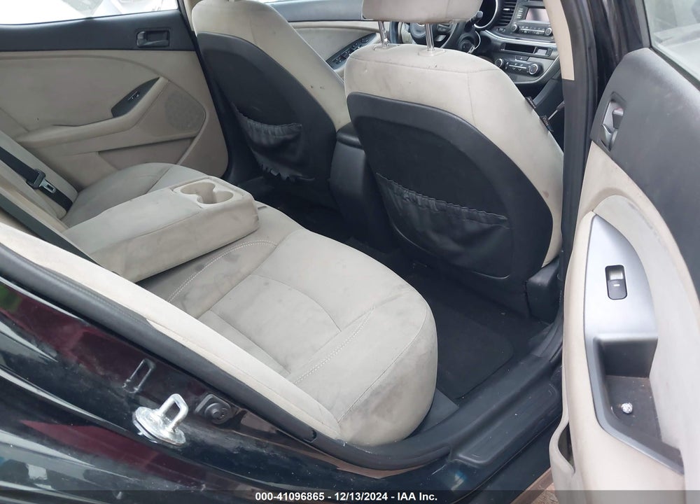 2015 KIA OPTIMA LX VIN: 5XXGM4A76FG368714