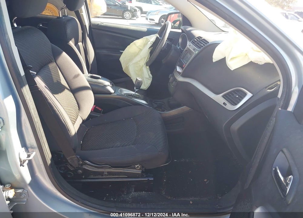 2013 DODGE JOURNEY SXT VIN: 3C4PDCBB1DT517674
