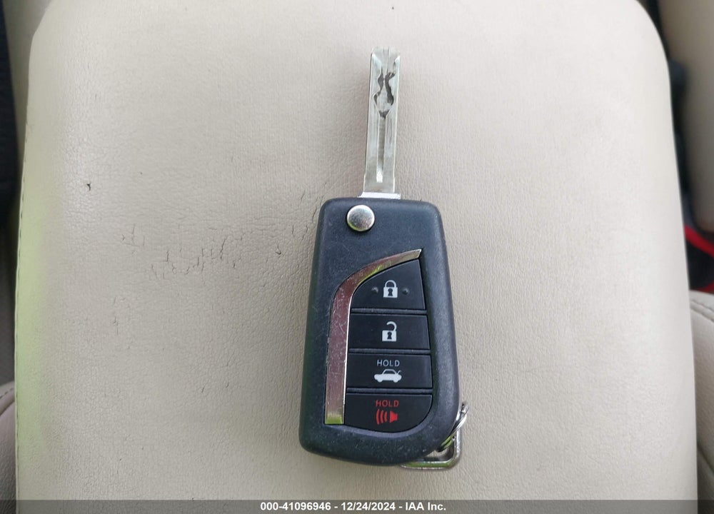 2021 TOYOTA COROLLA LE VIN: 5YFEPMAE2MP191774