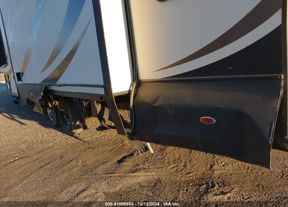 2016 VANLEIGH RV VILANO VIN: 1V9FC3929GV206079