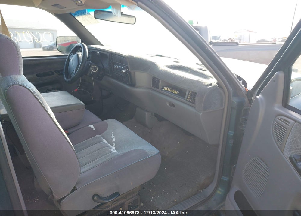 1996 DODGE RAM 1500 VIN: 3B7HC13Z8TG180273
