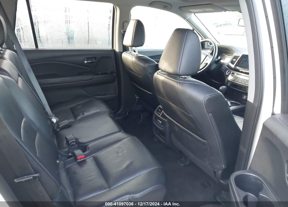 2017 HONDA PILOT EX-L VIN: 5FNYF6H56HB036860