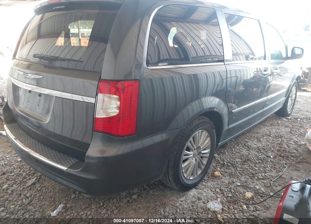 2015 CHRYSLER TOWN & COUNTRY LIMITED PLATINUM VIN: 2C4RC1GG3FR554493