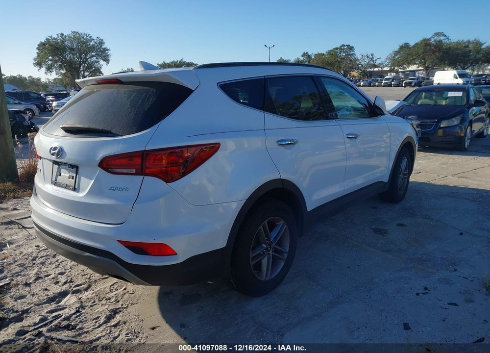 2017 HYUNDAI SANTA FE SPORT 2.4L VIN: 5NMZU3LB6HH011543
