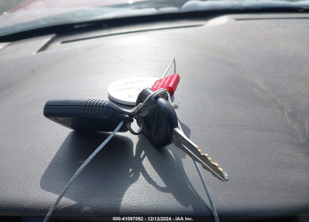 2010 FORD FOCUS SE VIN: 1FAHP3FN6AW258627