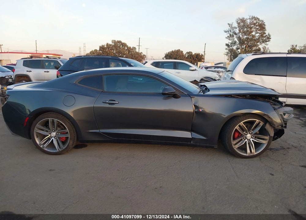 2016 CHEVROLET CAMARO VIN: 1G1FB1RX8G0166585
