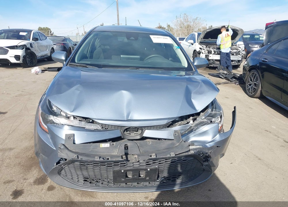 2022 TOYOTA COROLLA LE VIN: JTDEPMAE5N3033990