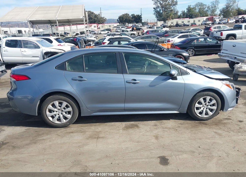 2022 TOYOTA COROLLA LE VIN: JTDEPMAE5N3033990