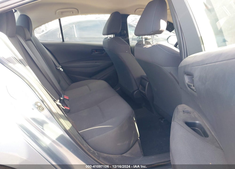 2022 TOYOTA COROLLA LE VIN: JTDEPMAE5N3033990
