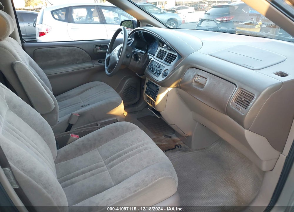 2001 TOYOTA SIENNA LE VIN: 4T3ZF13C61U336878