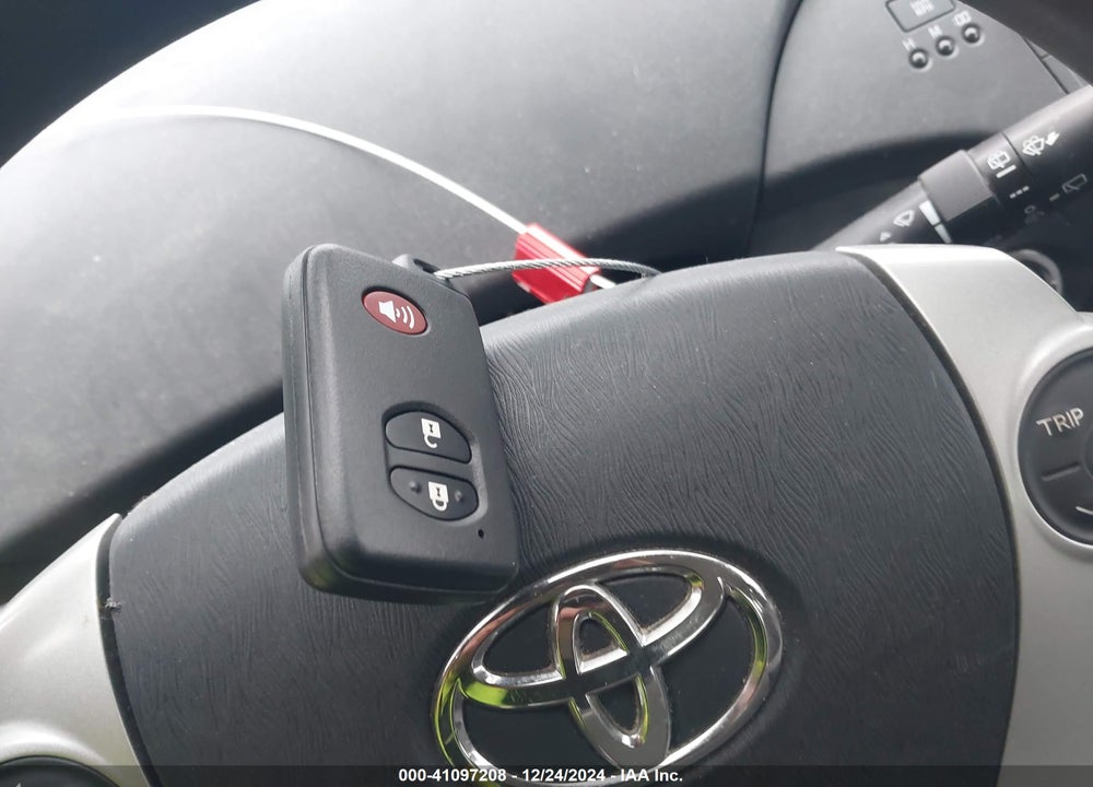 2010 TOYOTA PRIUS II VIN: JTDKN3DU5A1304087