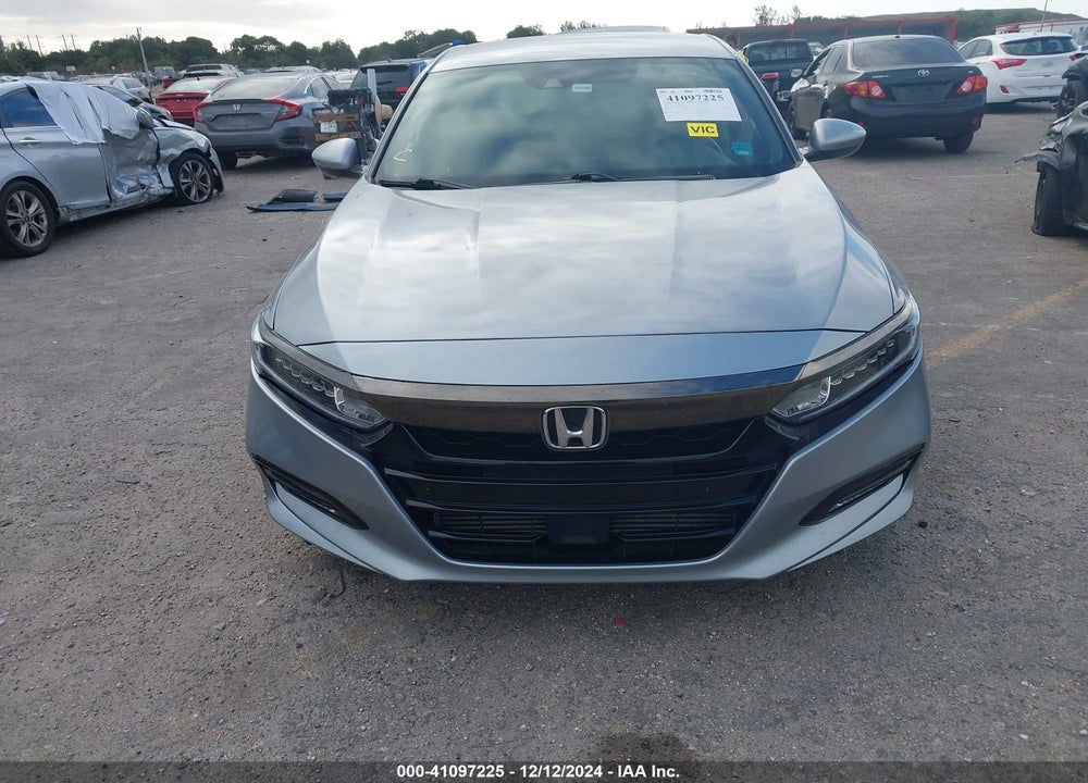2019 HONDA ACCORD VIN: 1HGCV1F34KA138340