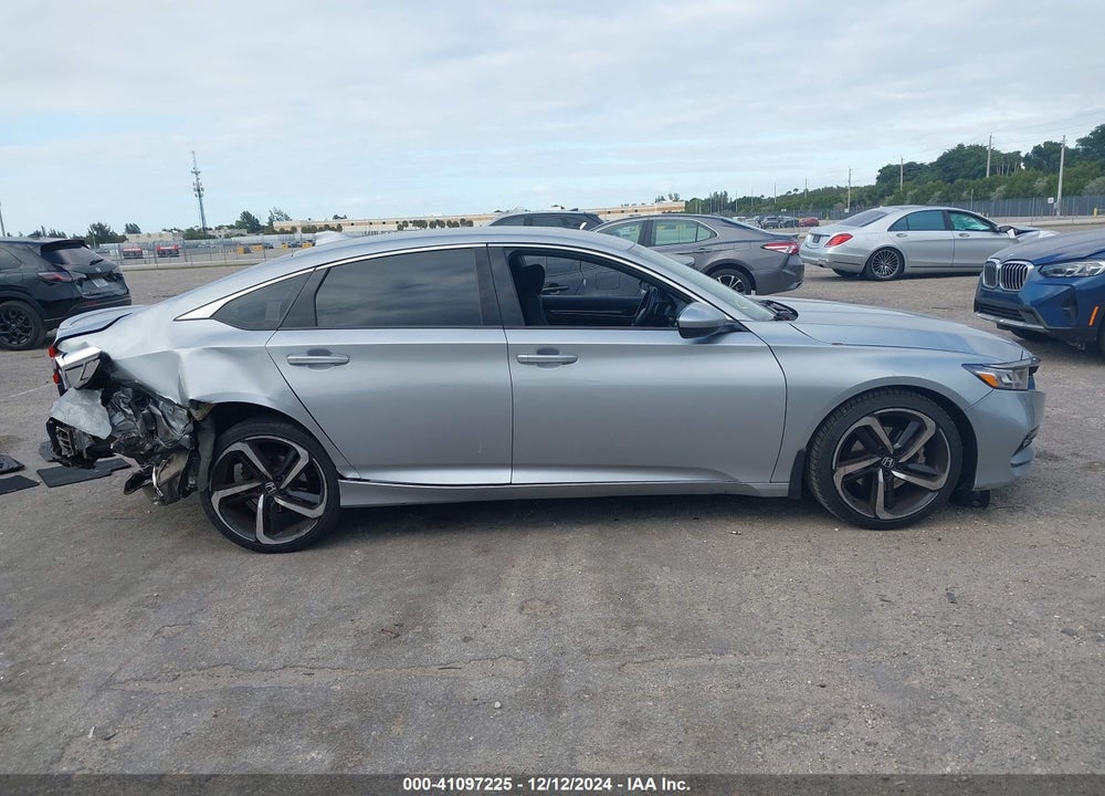 2019 HONDA ACCORD VIN: 1HGCV1F34KA138340