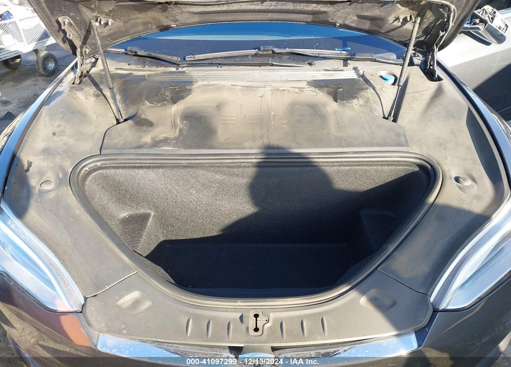 2018 TESLA MODEL S 100D/75D/P100D VIN: 5YJSA1E24JF291613
