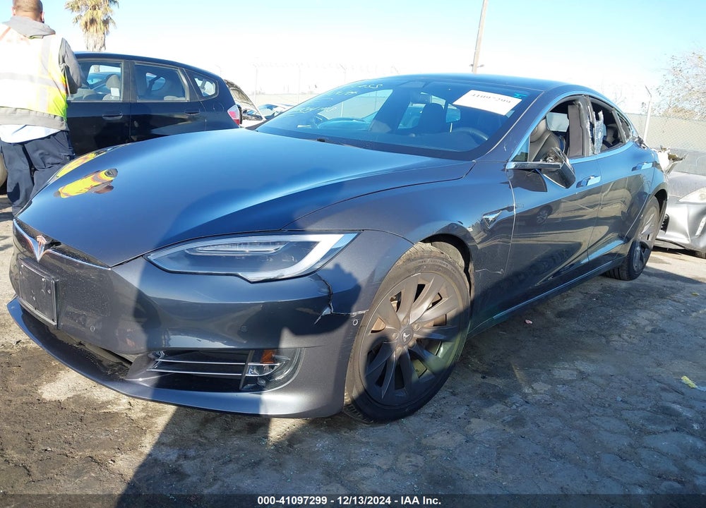 2018 TESLA MODEL S 100D/75D/P100D VIN: 5YJSA1E24JF291613