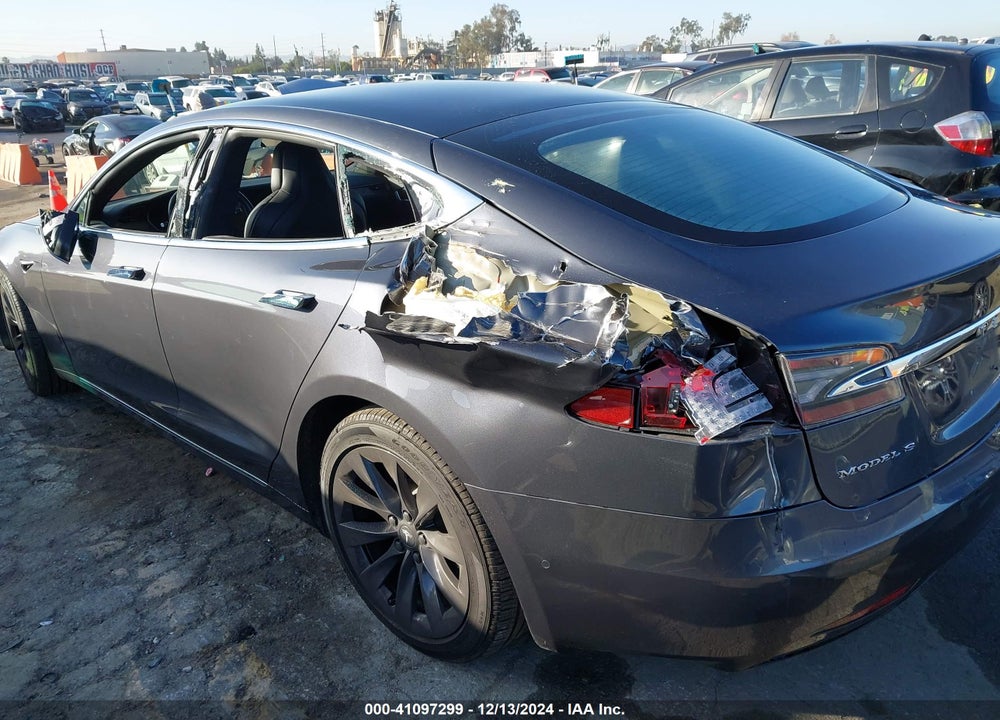 2018 TESLA MODEL S 100D/75D/P100D VIN: 5YJSA1E24JF291613