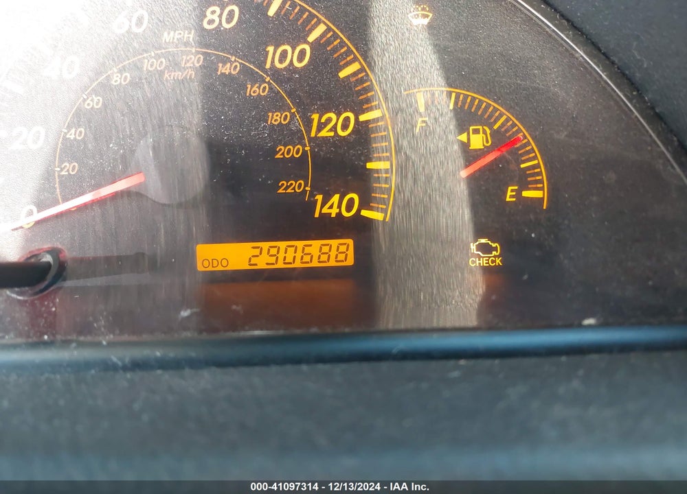 2005 TOYOTA CAMRY SE VIN: 4T1BE32K55U576964