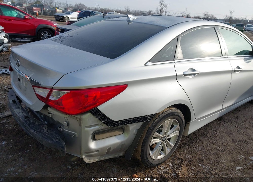 2014 HYUNDAI SONATA VIN: 5NPEB4AC1EH867241