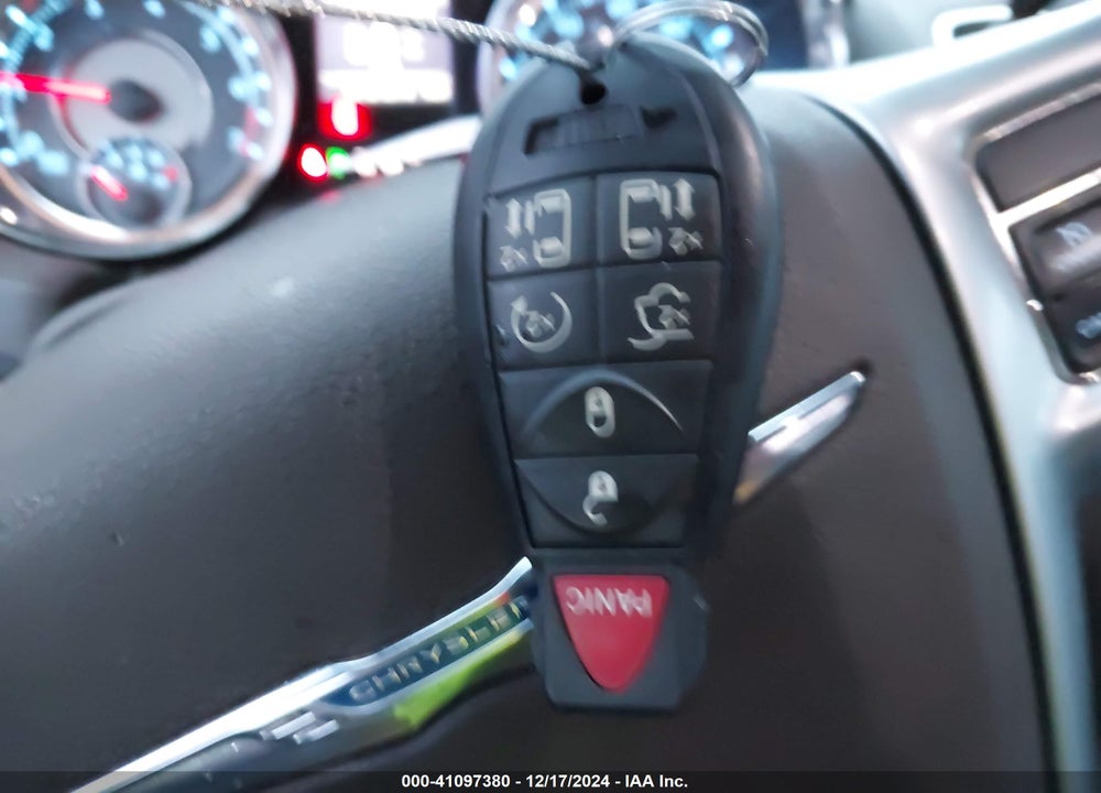2012 CHRYSLER TOWN & COUNTRY TOURING-L VIN: 2C4RC1CG2CR237502