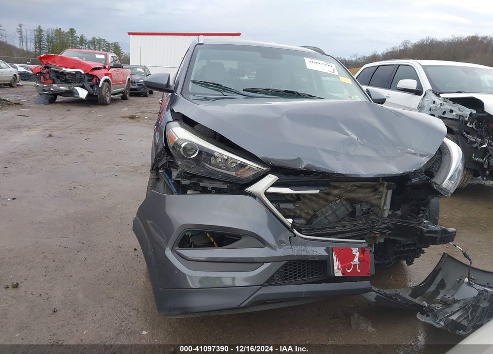 2018 HYUNDAI TUCSON SEL VIN: KM8J33A41JU734098