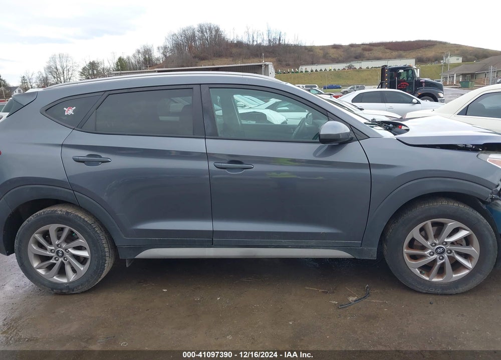 2018 HYUNDAI TUCSON SEL VIN: KM8J33A41JU734098