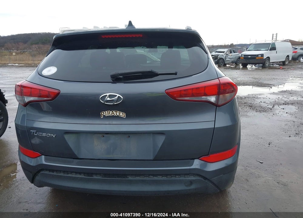 2018 HYUNDAI TUCSON SEL VIN: KM8J33A41JU734098