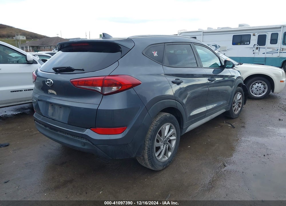 2018 HYUNDAI TUCSON SEL VIN: KM8J33A41JU734098
