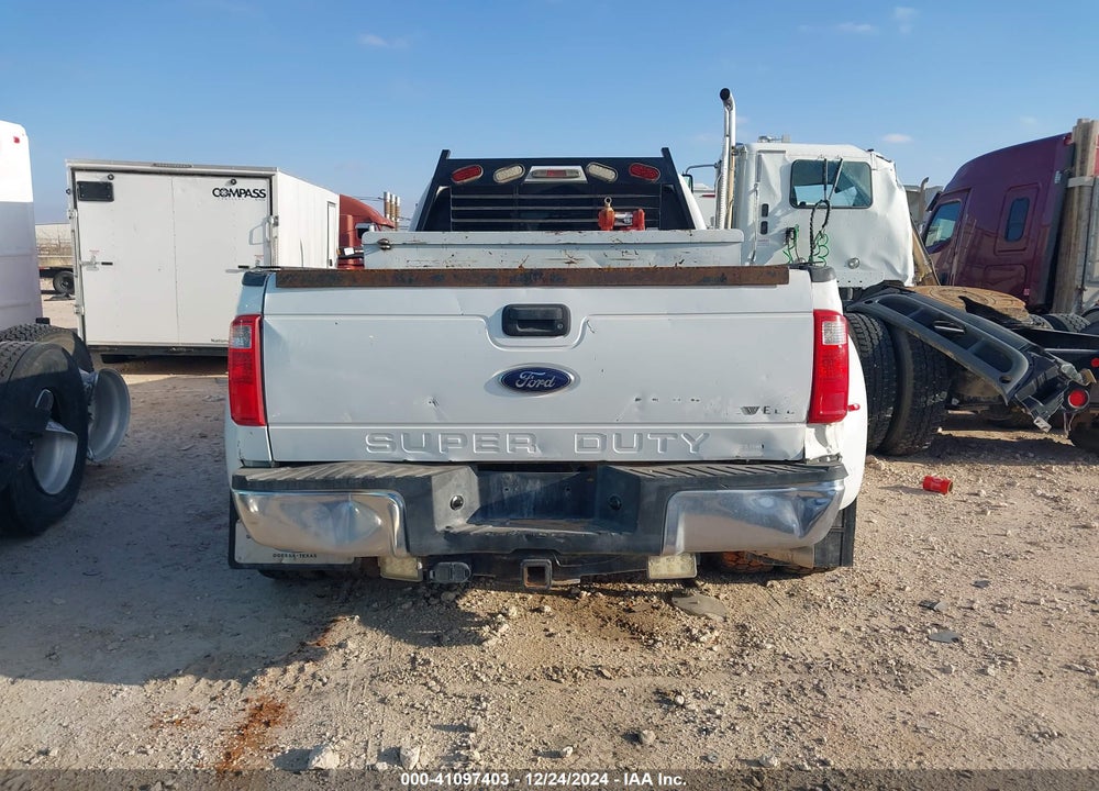 2015 FORD F-450 XL VIN: 1FT8W4DTXFEB24513
