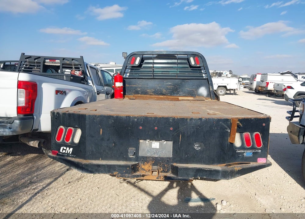 2017 FORD F-350 CHASSIS XL VIN: 1FD8W3HT8HEC66121
