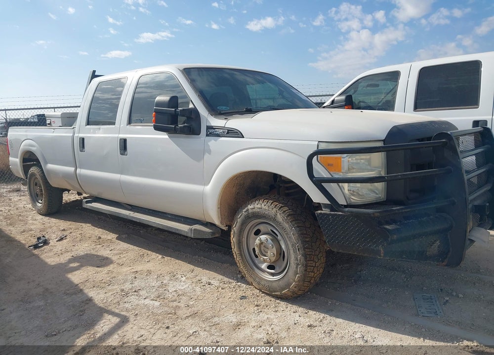 2015 FORD F-250 XL VIN: 1FT7W2B62FEB06813