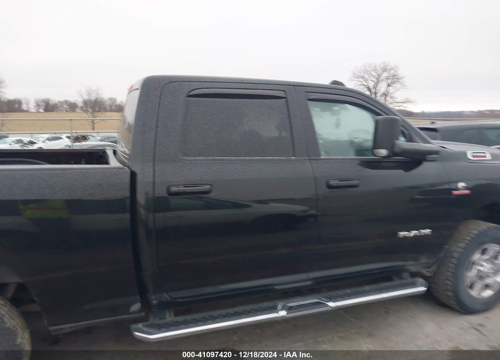2022 RAM 2500 BIG HORN 4X4 6'4 BOX VIN: 3C6UR5DL0NG176436