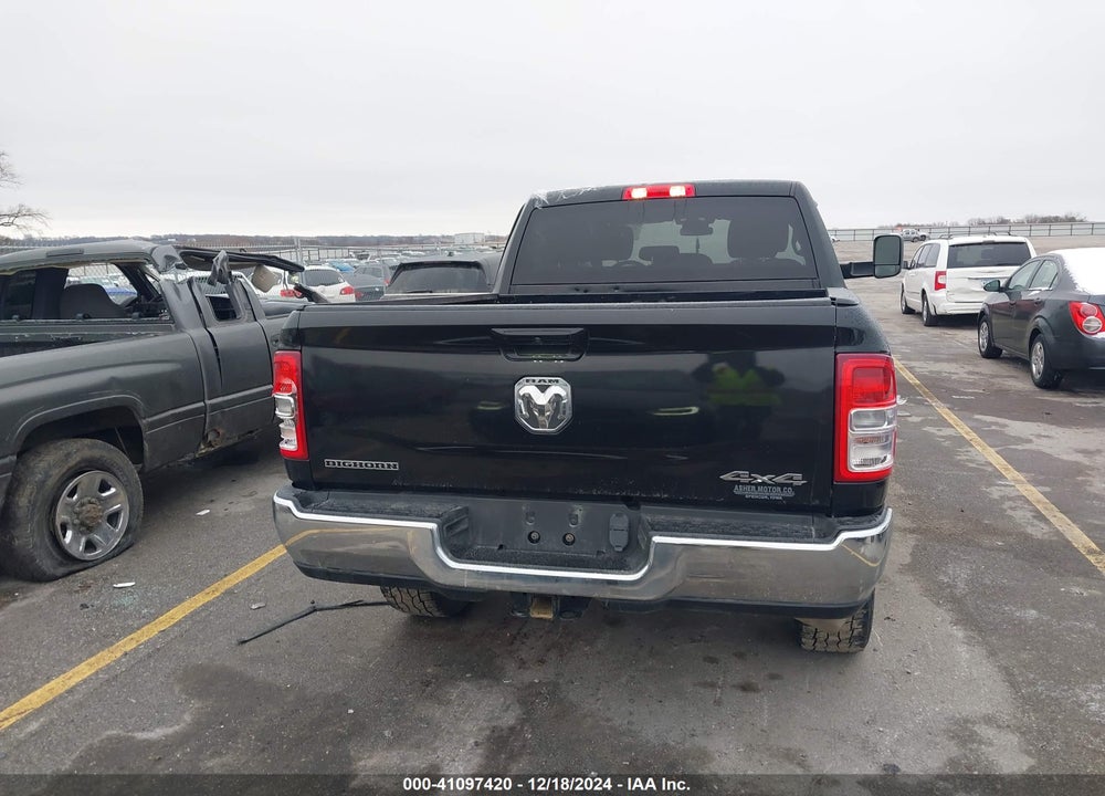 2022 RAM 2500 BIG HORN 4X4 6'4 BOX VIN: 3C6UR5DL0NG176436
